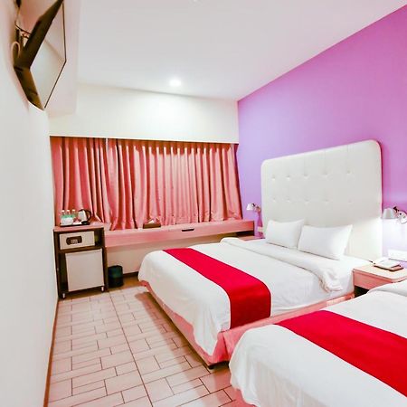 Lumut Suites Eksteriør billede
